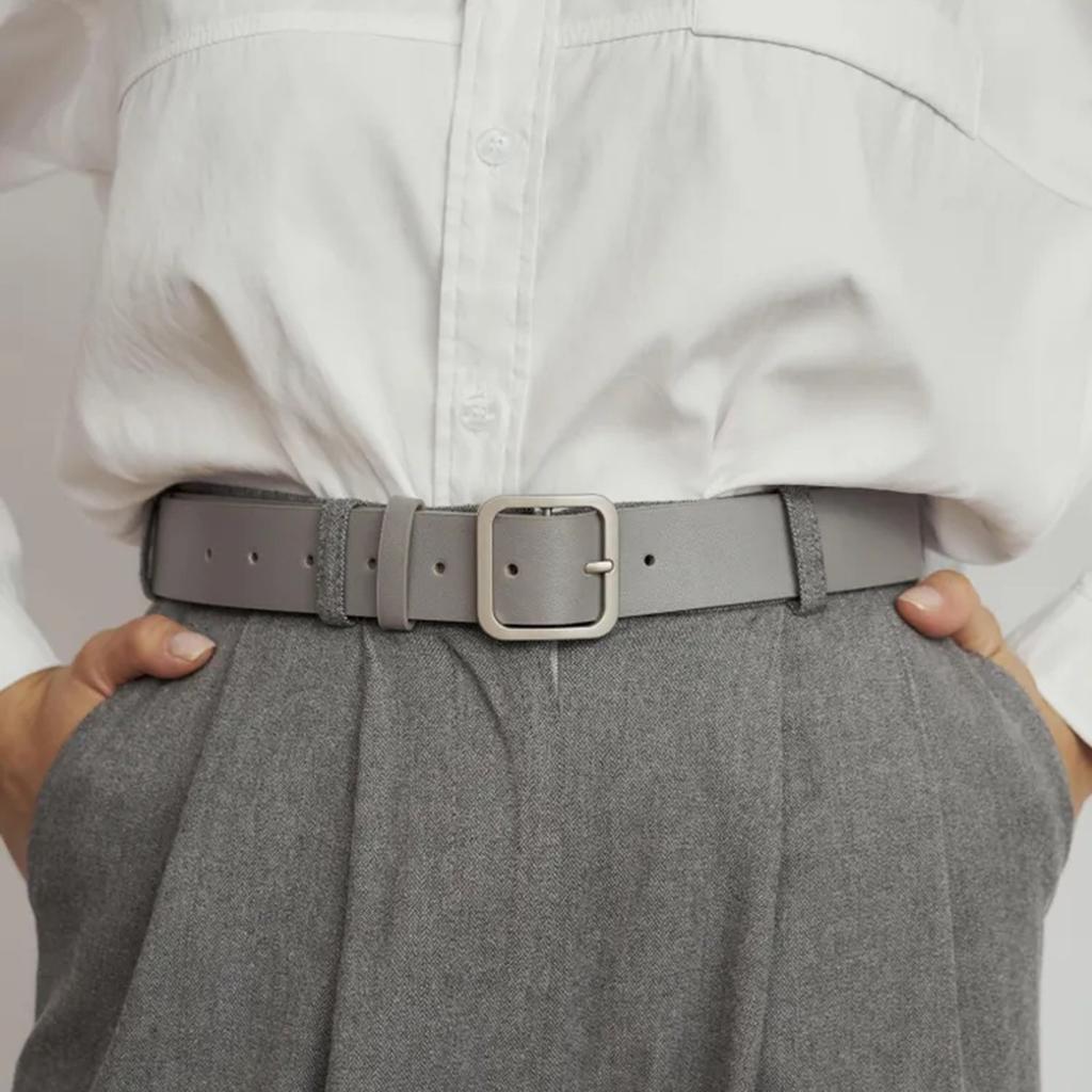 Dameskinnbelter, Skinnbelte til Jeans Bukser Kjoler, Damebelte Firkantspenne Midjebelte for Kvinner, Metallspenne
