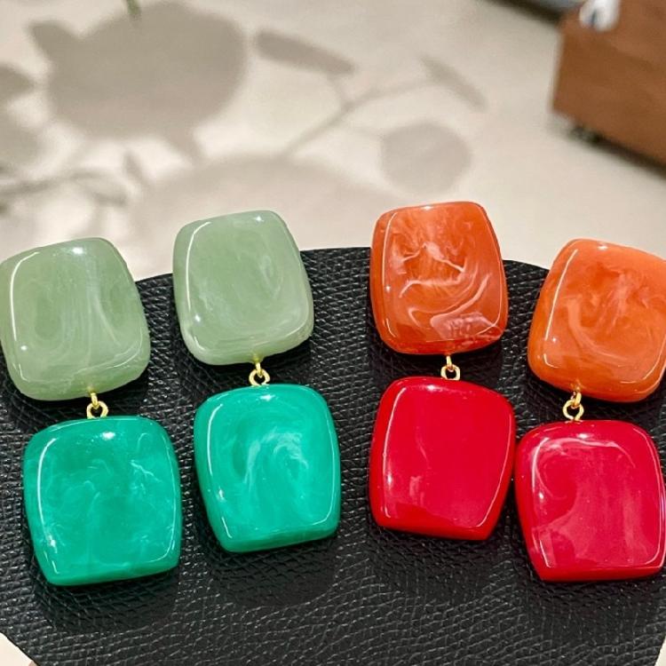 1 Pair Comfortable Wear Square Earrings Resin Texture Design Pendant Earrings Suitable for Casual Formal Occasions