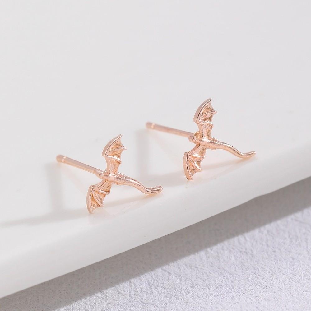 Personality Vintage Dragon Earrings Unique Flying Dragon Stud Earrings Metal Stud Earrings  Gifts