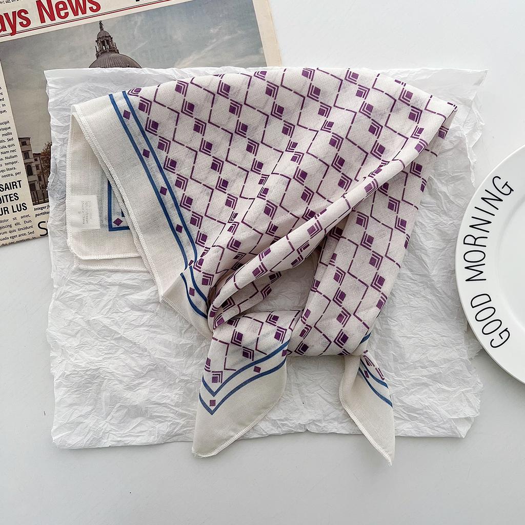 Korean ins retro polka dot small square scarf female 1116 spring and summer decorative versatile cotton small silk scarf tied hair streamer