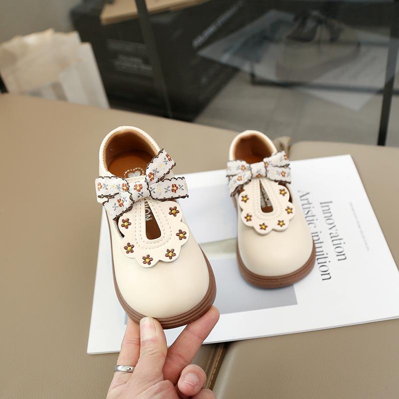 

[Spring Autumn Princess Soft Sole Leather Shoes for Girls Waterproof Breathable Baby Toddler Shoes Stylish] size 20