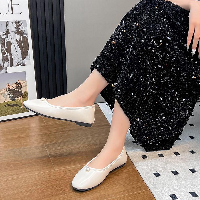 Perlen-Slip-on Weiche Sohle Einzelne Schuhe Mode Runde Spitze Flacher Mund Anti-Rutsch Verschleißfest Niedrige Schuhe