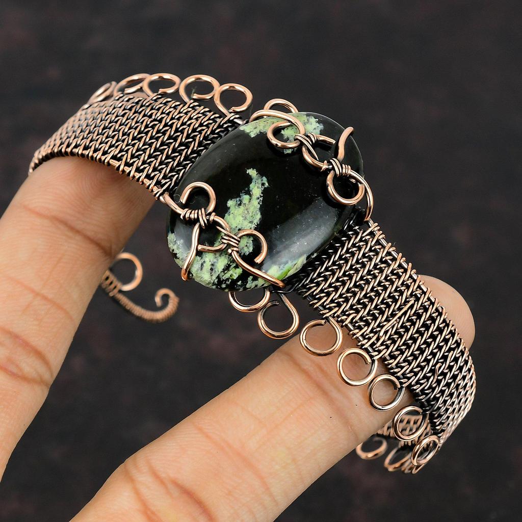 Australischer Chromchalcedon Armreif Kupferdraht umwickelt Edelstein Armreif Handgefertigt Verstellbarer Armreif Einzigartiger Kupferschmuck Geschenk für Sie