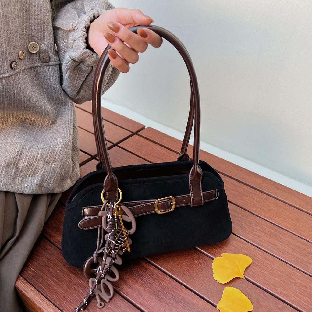 This year's popular suede handbag women's 2025 autumn new Korean version niche belt buckle shoulder messenger bag
