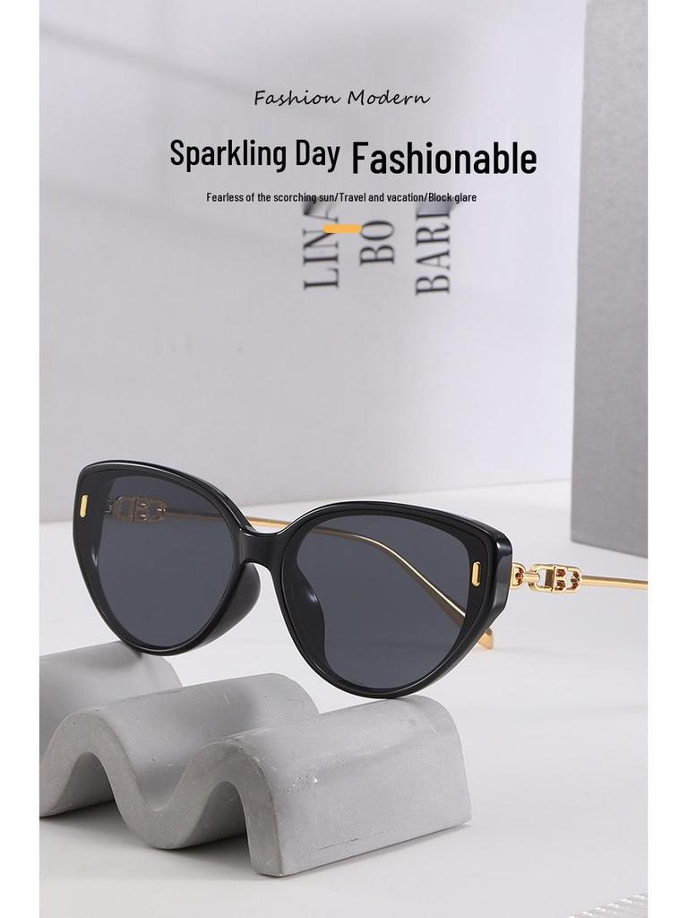 2025 High-End Cat-Eye Retro Sunglasses for Women - Small Frame, Street Style, Anti-UV
