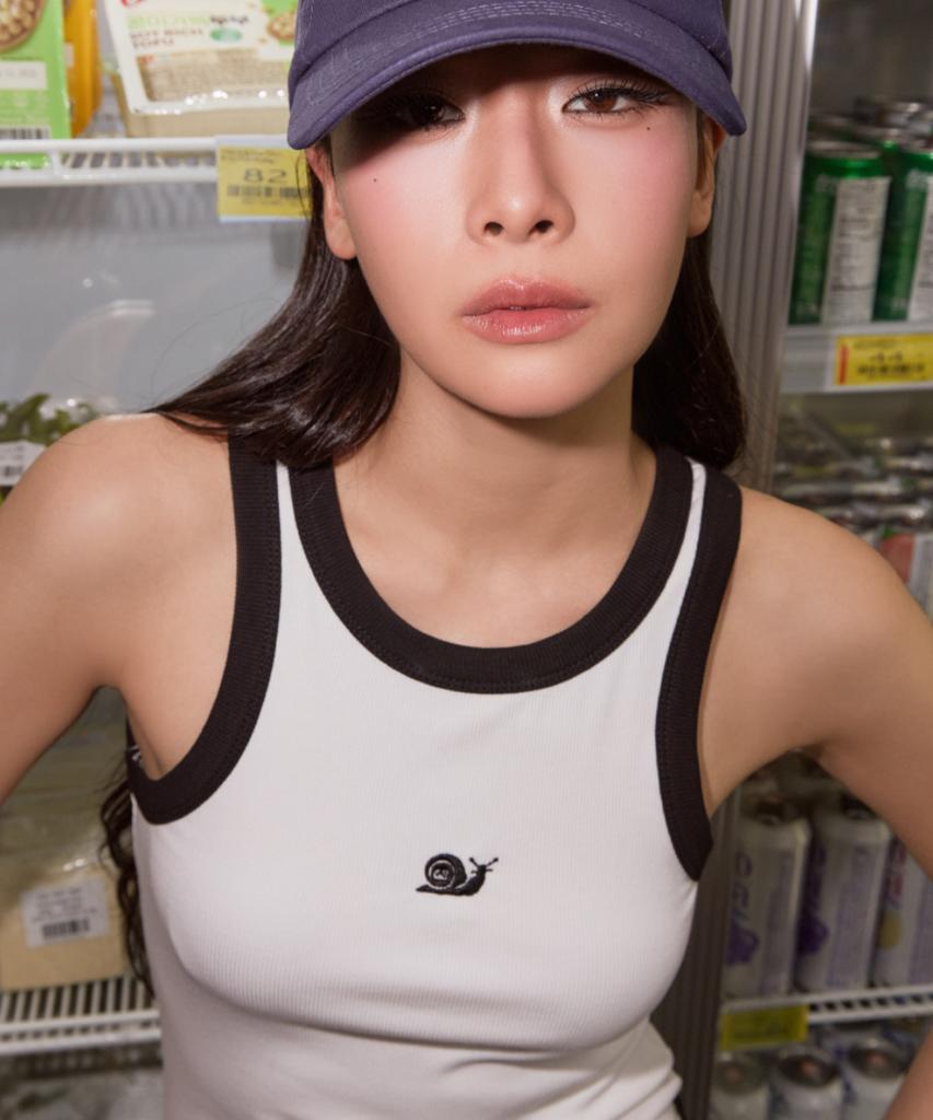 Keullaessikeulleob Take It Slow Sleeveless Top