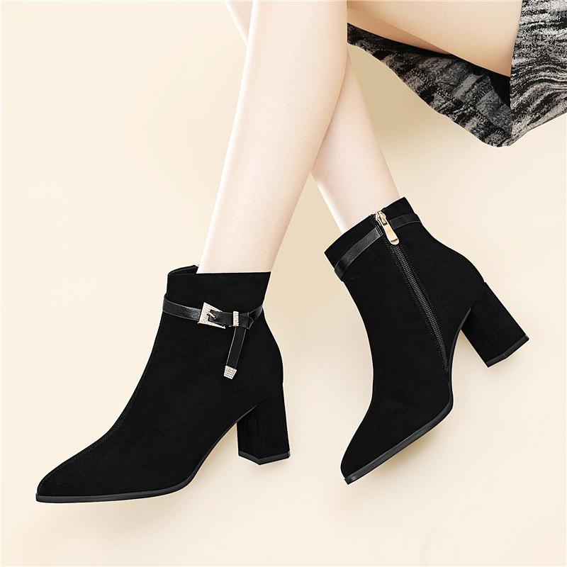 Pointed heels and fleece women's autumn and winter new side zipper black boots Martin boots shoes leather boots women