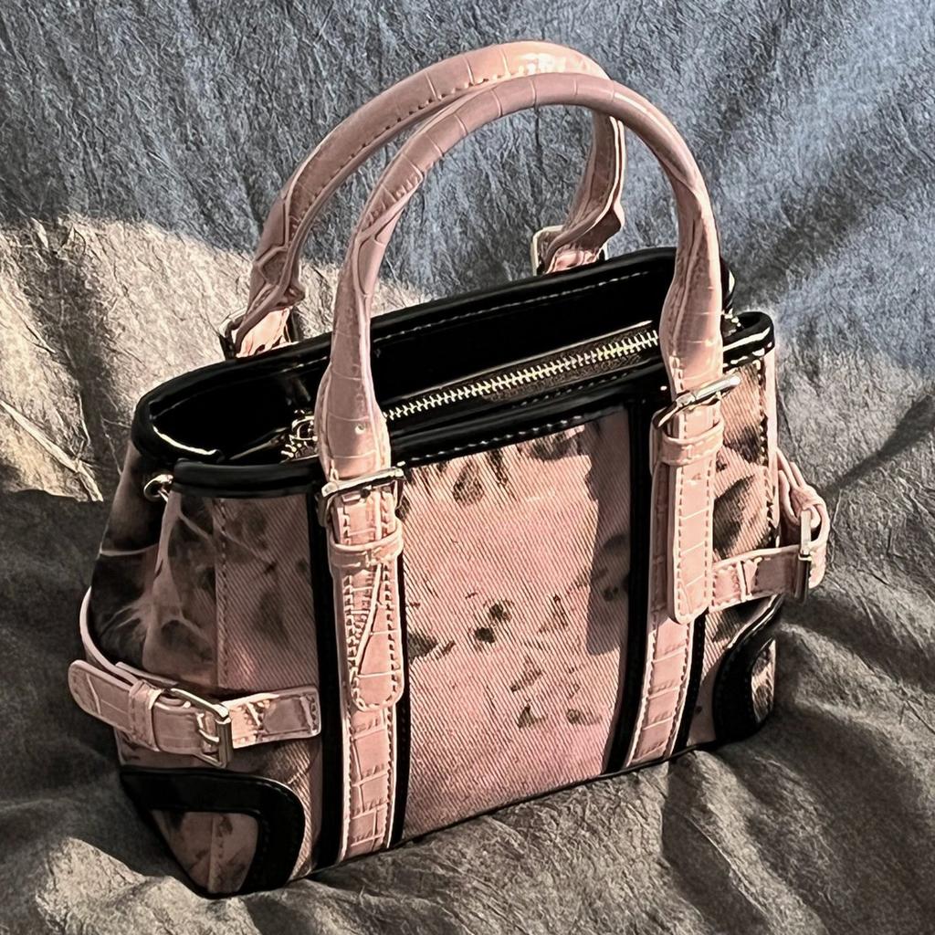 Mode Retro Handtasche Neue Frühjahr/Sommer PU Rosa Schwarz Design Große Kapazität Telefon Tasche Süße Coole Kleine Quadratische Tasche