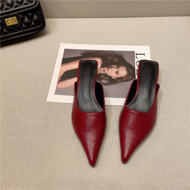 2025 Spring New Temperament Thin Pointed Cat with Bag Head Cool Slippers Women Wear Soft Leather Thin Heel Muller Half Slippers