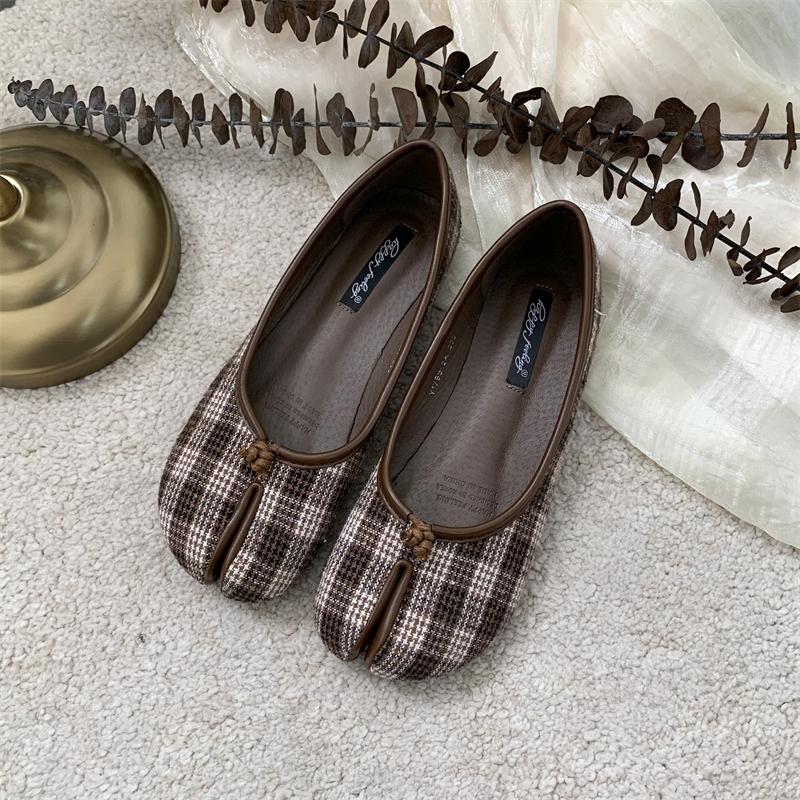 Fashion SUOJIALUN 2025 Autumn Women Flats Ballerina Shoes Fashion Split Toe Flat Ballet Female Casual Slip On Loafer Bot Knot Flats Muje