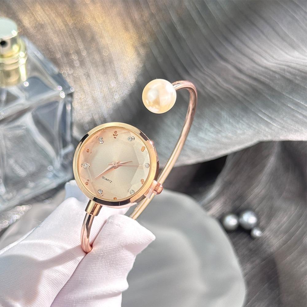 Elegant Alloy Ladies Quartz Wristwatch Vintage Rhinestone Bracelet Watch Imitation Pearl Rose Gold Small Dial Watch Women's