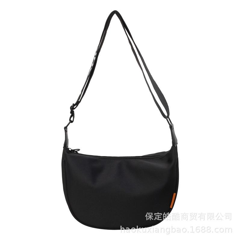 Crossbody bag women 2025 new summer shoulder canvas bag mobile phone bag niche sports versatile ins nylon dumpling bag