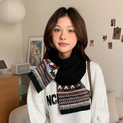 Women's Fair Isle Jacquard Knit Wool Scarf - Winter 2025 Warm Versatile Christmas Snood