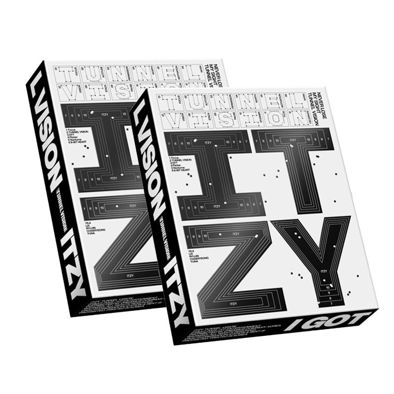 

ITZY – ТУНЕЛЬНИЙ ЗІР (Box Ver.) 2PCS