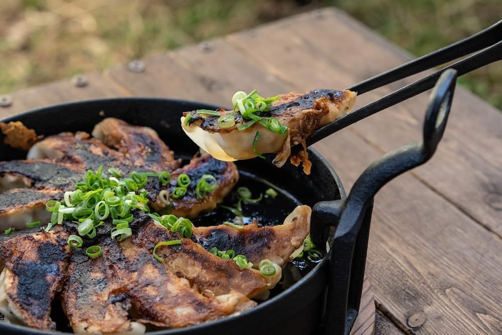 Ikenaga Iron Works Gyoza Iron Pot, 15cm, for Gas Stoves Only, with Handle and Wooden Base, Made in Japan, AGY5501