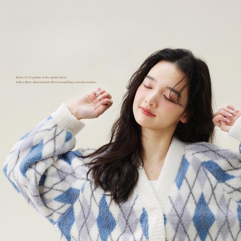 Autumn and Winter, Coral Fleece, Women's Cardigans, Thick Pajamas, Suits, Home Clothes, Warm Pajamas for Autumn and Winter, Thick Design