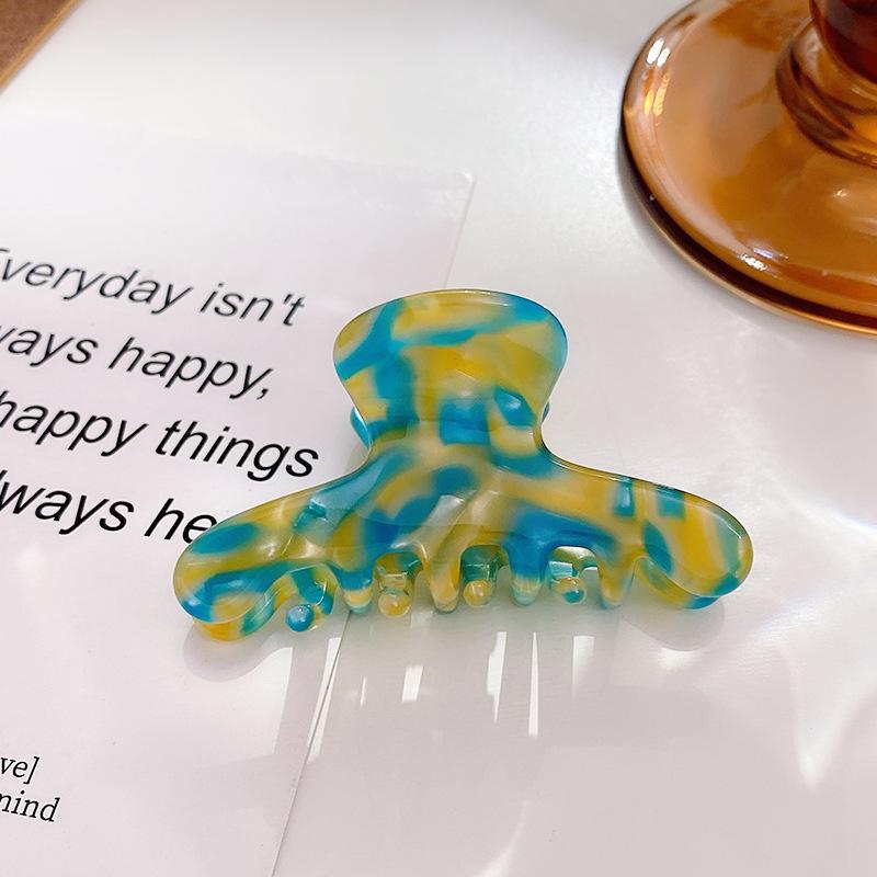 No Fashionable Slip Hair Clips For Women Featuring Colorful Acetate Designs For Every Occasion