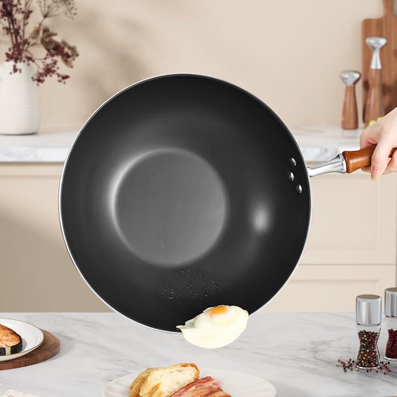 Kangbach Titanium Enamel Non-Stick Wok 32cm