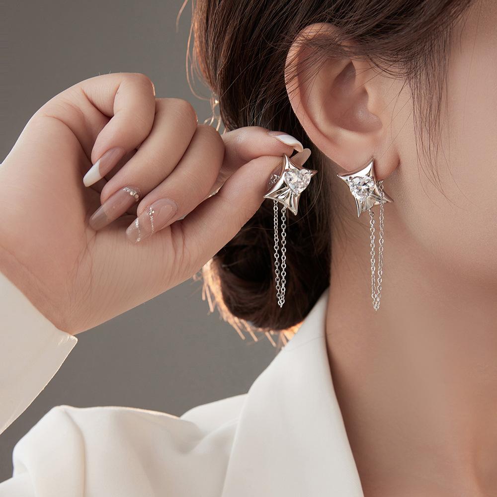 Love Zircon Ear Buckle Earrings Women'S Niche Design Sense High-Grade Light Luxury Temperament Personality Chain