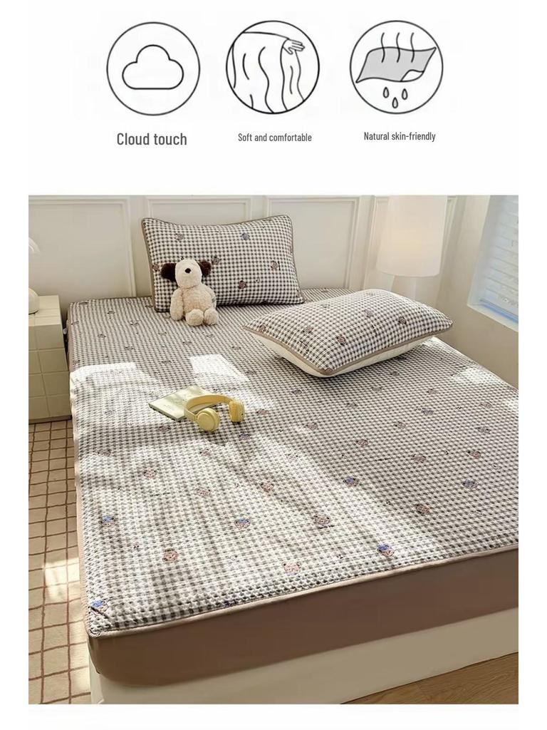Thickened Quilted Non-Slip Mattress Protector - Single Bed Cover