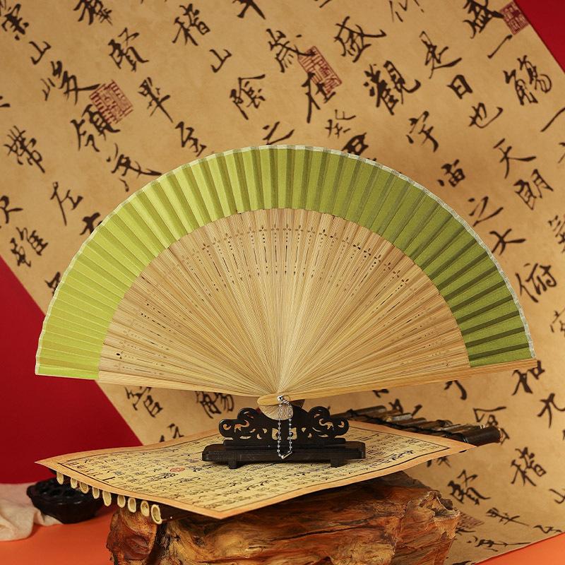 Hanfu Faltfächer im antiken Stil: Neuer chinesischer Design-Tanzfächer für Damen