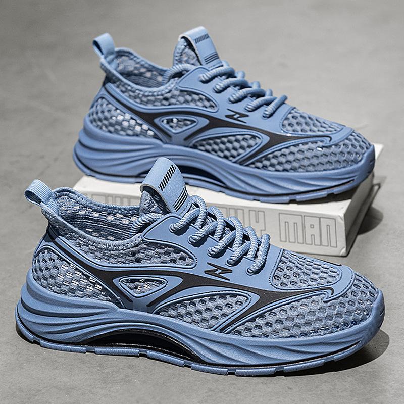 

Men s shoes summer breathable mesh hollow lightweight mesh shoes mesh thin soft sole running sports casual shoes 45 синий