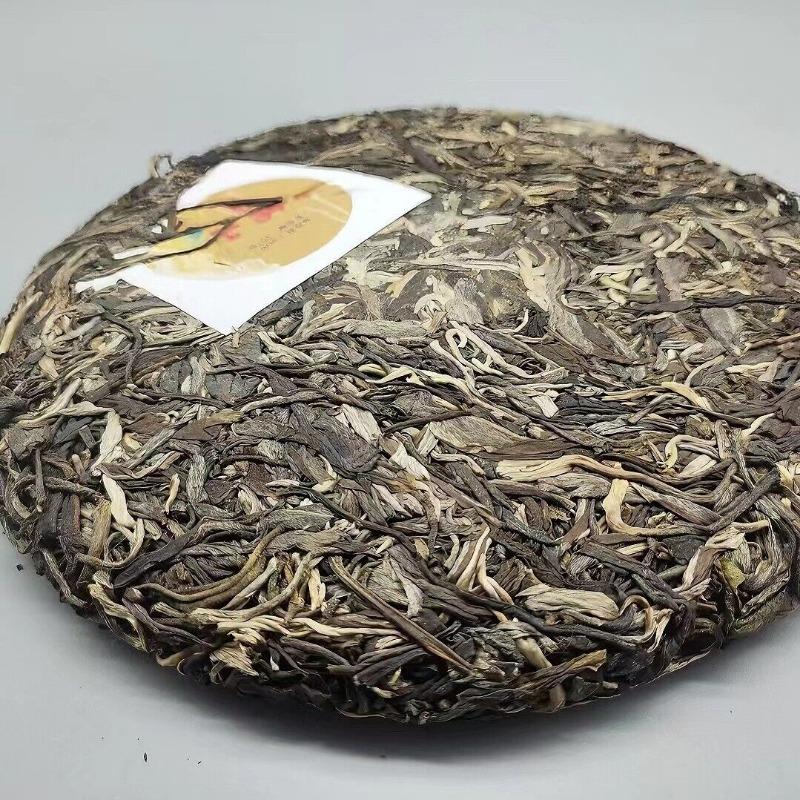 Yunnan 2021 Tea Nannoushan Head Spring Ancient Tree Pu'er Raw Tea 357g Cake Tea