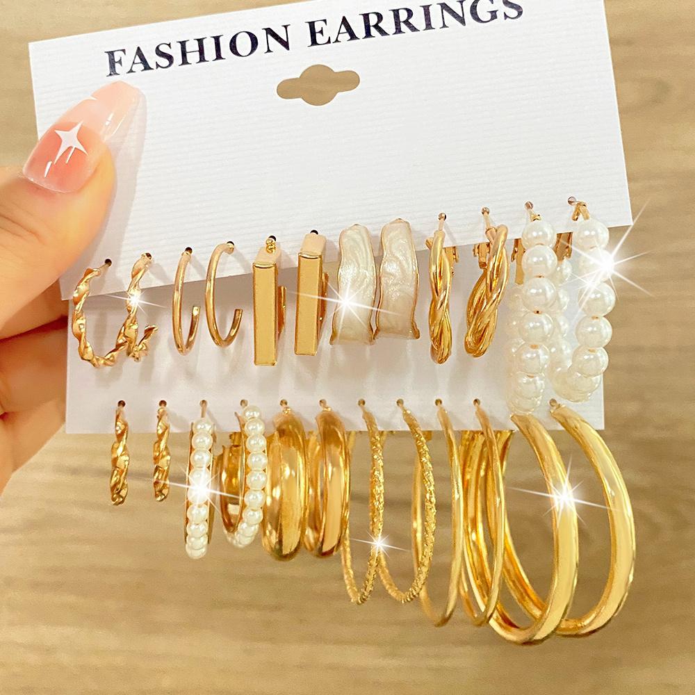 Conjunto de Brincos de Argola na Cor Dourada Metálica da Moda para Mulheres Joias Glamour Vintage de Destaque