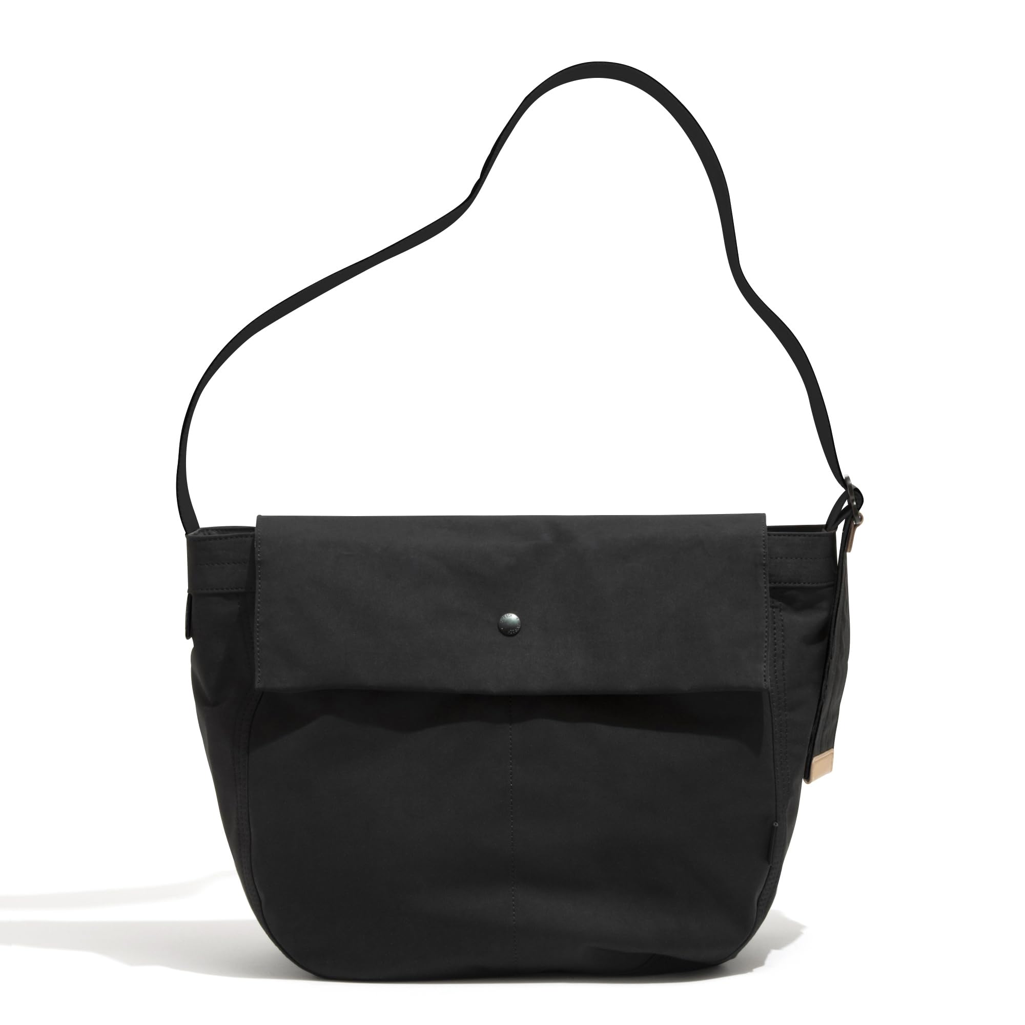 

Untrac Newspaper Shoulder Bag 14L No.60402 чорний