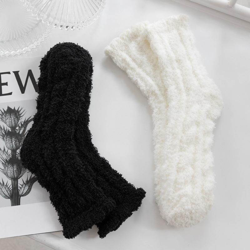 5/10 Pairs Casual Autumn Winter Twisted Coral Velvet Floor Socks for Home Use Warm and Fluffy Non Shedding Mid Calf Socks Thickened Socks for Children