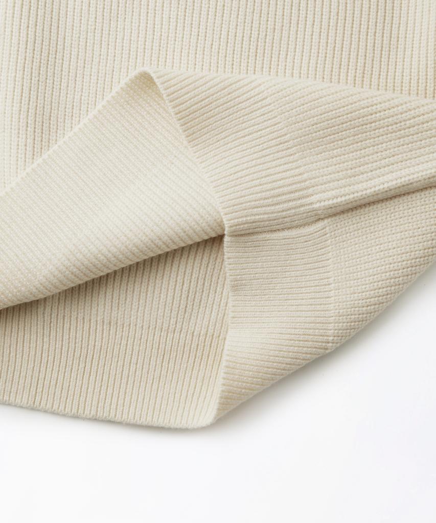 OUTSTANDING Raglan Crew Neck Knit_Ivory