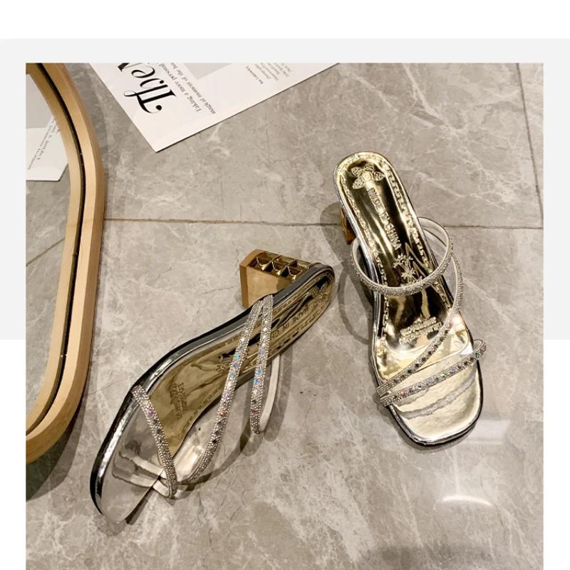 

Новые летние женские сандалии и тапочки на среднем каблуке. Женские тапочки на толстом каблуке с открытым носком и высоким каблуком со стразами. 42 серебряный