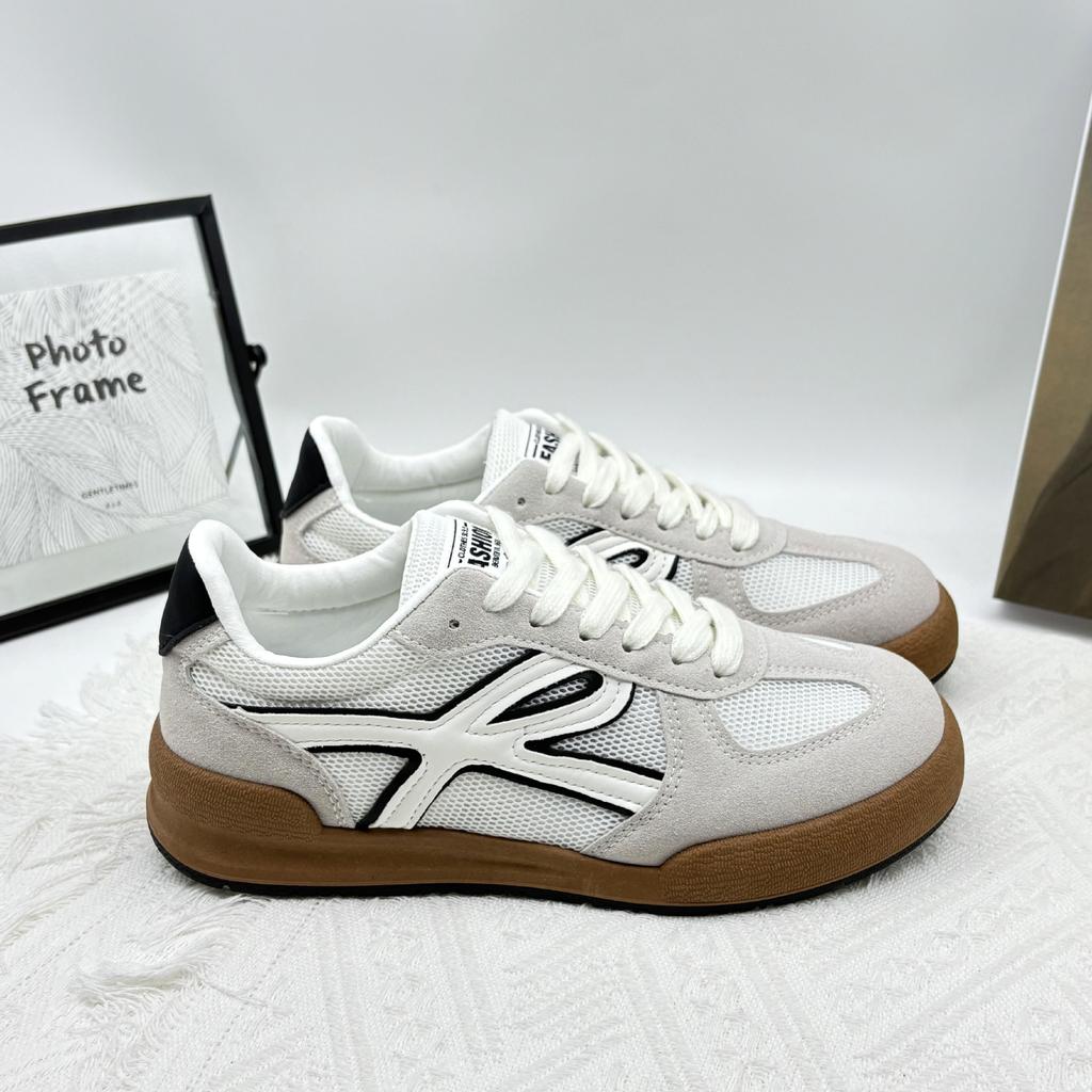 Lightweight German Training Shoes Women's Soft Soles 2025 Spring New Shoes Versatile Chic Niche Forrest Gump Casual Sports Shoes