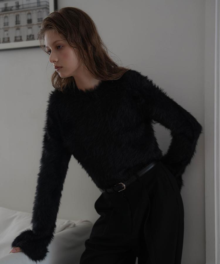 DEHEVE Hairy Flare Sleeve Knit [Black]