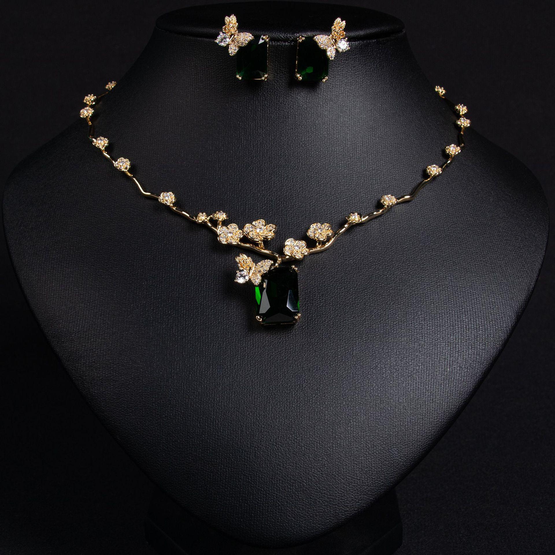 

Ruby Necklace Earrings Set Simple Versatile Fashion Square Zircon Necklace Clavicle Chain зелёный