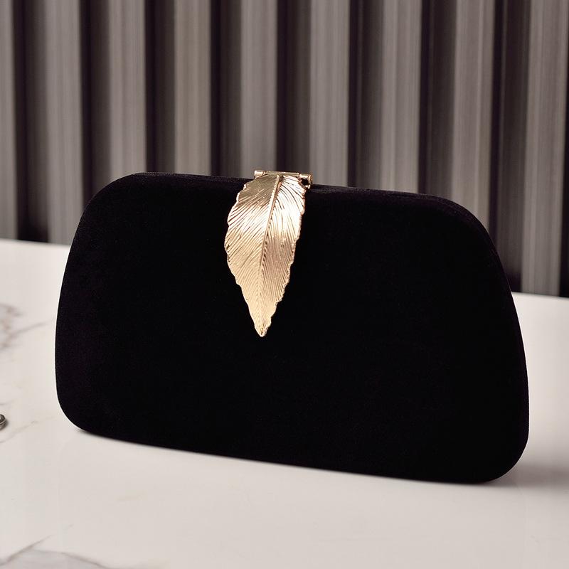 

Red Square Tote Bag Shoulder Mini Leaf Hasp Handbag for Women Luxury Designer Velvet Small Phone Bag Crossbody Clutch Wedding чёрный