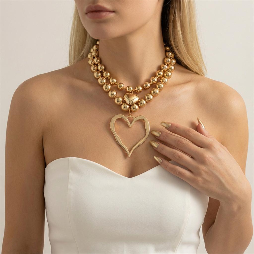 Exquisite Gold Heart Pendant Necklace For Women With Zinc Alloy Fruit Design