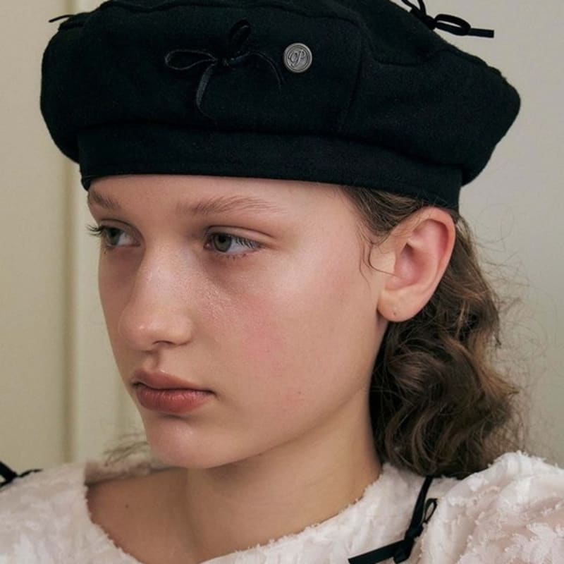 Poesiedame BOW BERET IN BLACK