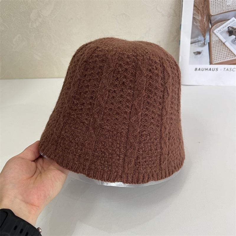 Autumn and Winter Knitted Fisherman's Hat Women's New Versatile Face Small Versatile Fashion Casual Bucket Hat