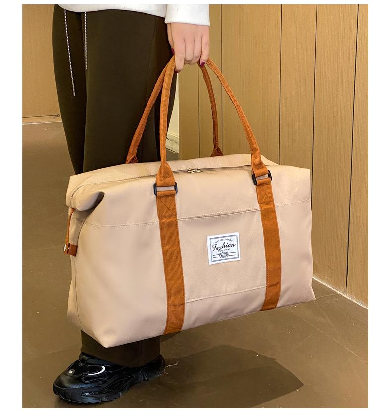 Simple Lightweight Travel Bag - Large Capacity for Gym, Sports, Business, or Outdoor Use.