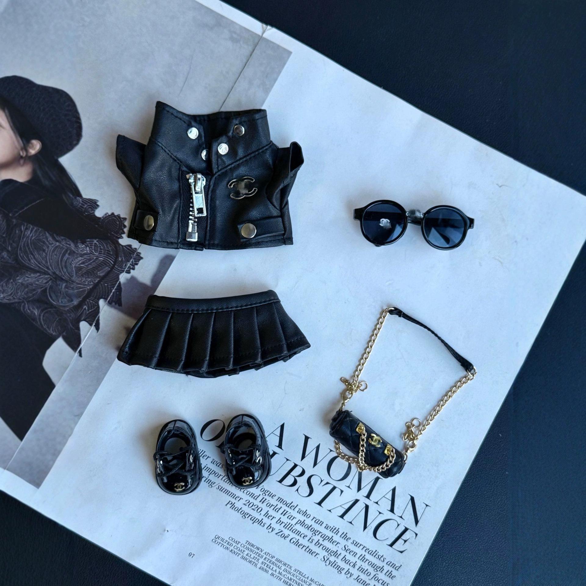 

Набор одежды для куклы Лабубу: Панк Кожаная Куртка и Юбка, Подходит для куклы 17 см Clothes only (doll not included)