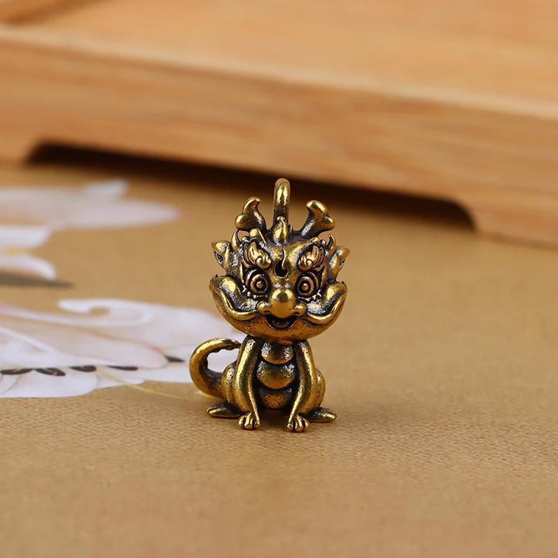 Sitting Up Small Fire Dragon Brass Crafts Retro Chinese Metal Dragon Crafts Home Decoration Ornaments Keychain Ornaments