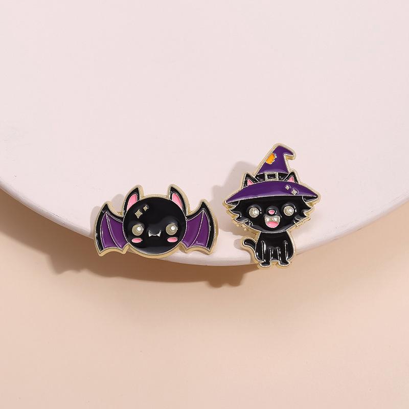 Bat Whimsical Cat Design Alloy Brooch For Trendy Accessories Personalization And