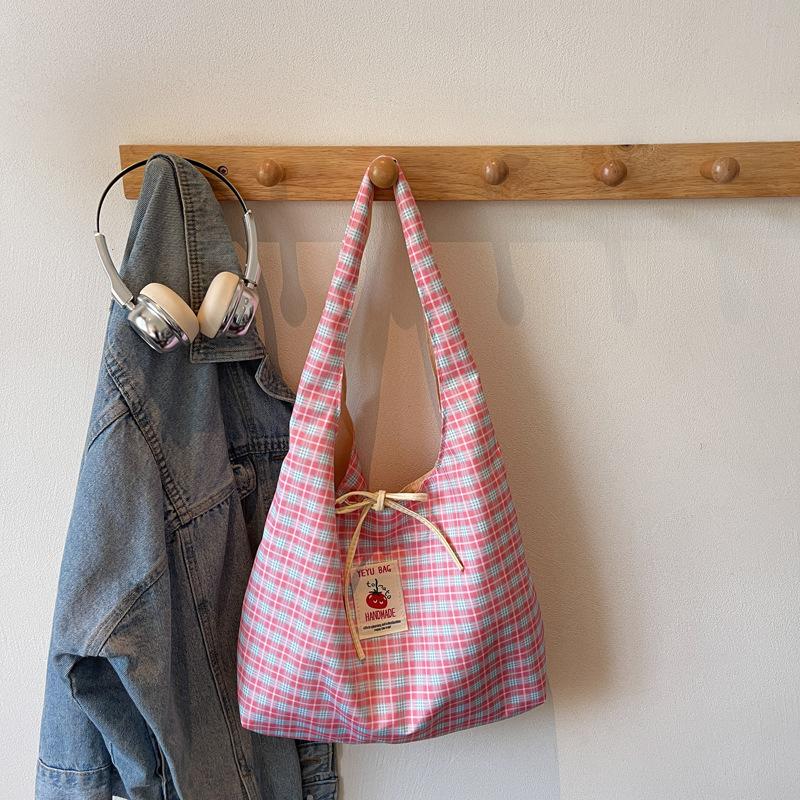 

Japanese Style Chic Gingham Checkered Tote Bag Large Capacity Canvas Shoulder Bag for Women розовый