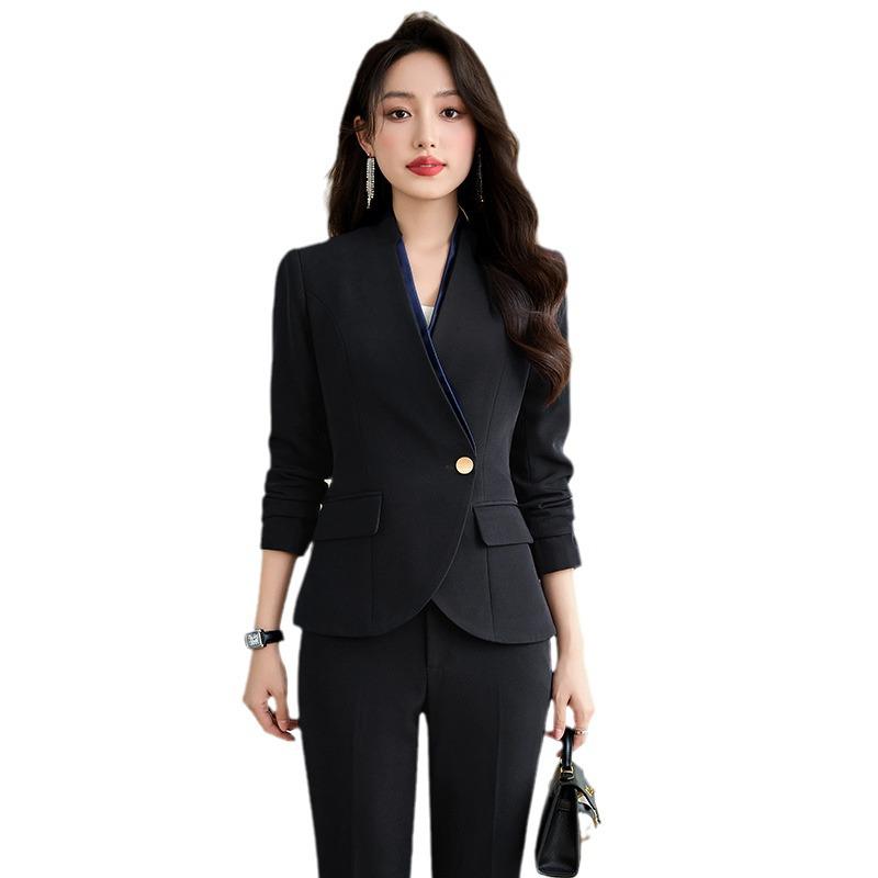 Costum profesional de damă pentru recepție și activități de club: Uniformă elegantă de toamnă/primăvară