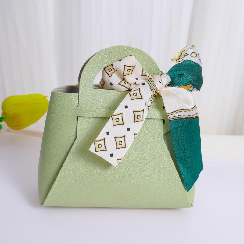 Europäische Handtasche aus PU-Leder im leichten Luxus-Stil & Süßigkeiten-Geschenkbox