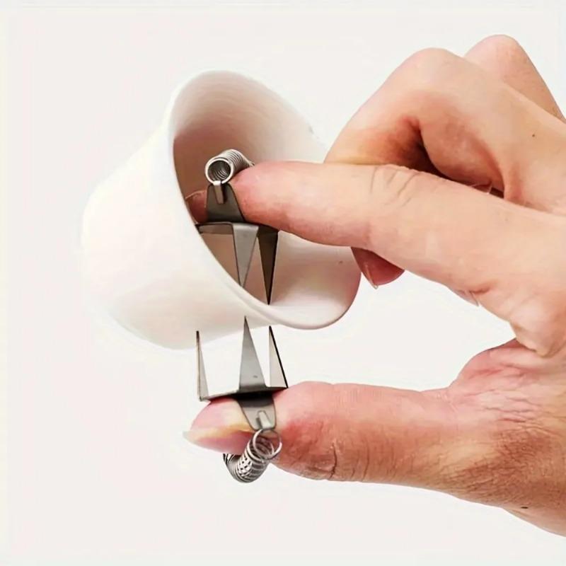 

2pcs Pottery Glazing Tool Stainless Steel Fingertip Dipping Glaze Clip Sloshing, Fingertip Glazing and Thumb Coloring