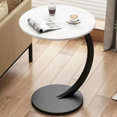 Kulatý odkládací stolek Moderní pohovka Rozkládací pohovka Malý koncový stolek ve tvaru C Kancelář Obývací pokoj Ložnice Noční stolek Multifunkční noční stolek
