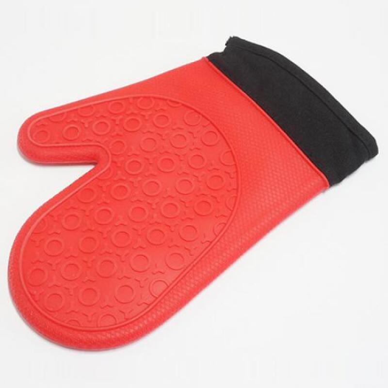 

1 red cafeteria baking oven mitt