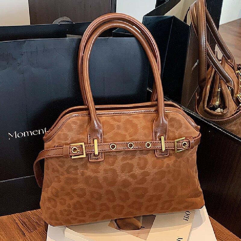 

Simple leopard print new large-capacity bag women s tote bag texture fashionable shoulder handbag коричневый